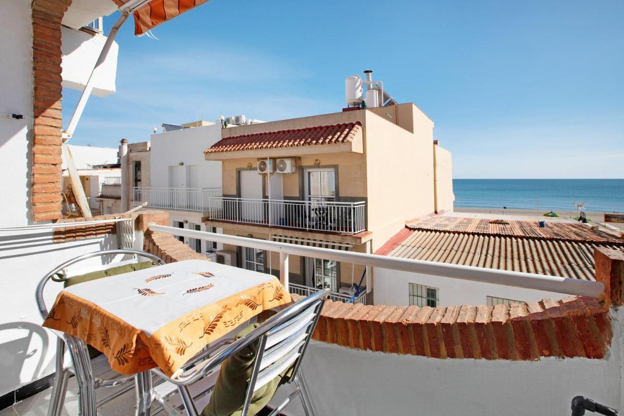 Bulto Carihuela B Torremolinos Exterior foto