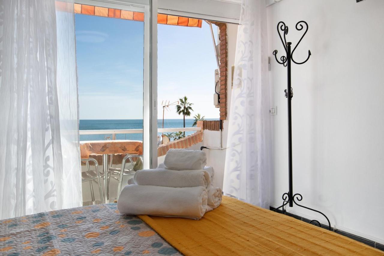 Bulto Carihuela B Torremolinos Exterior foto