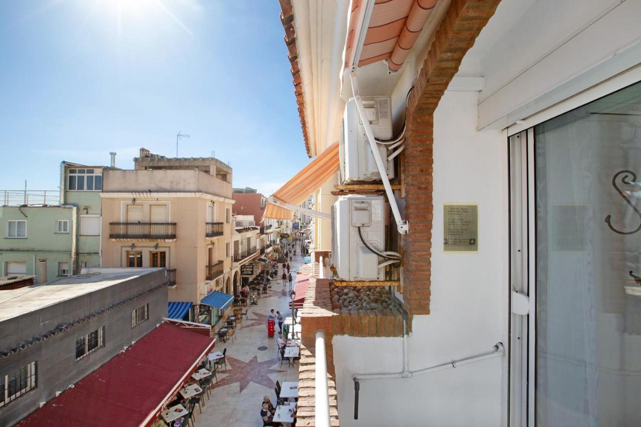 Bulto Carihuela B Torremolinos Exterior foto