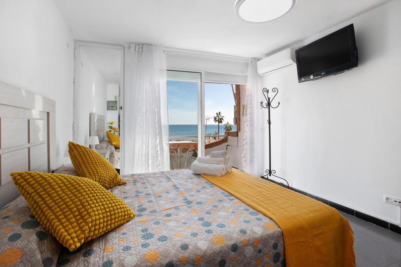Bulto Carihuela B Torremolinos Exterior foto